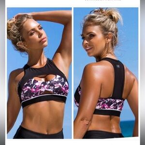 Wicked Weasel Black Racerback Bikini Top Print Size M